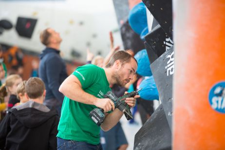 Neues vom DAV Kletterkader – Wettkampfbericht vom Heim-Bouldercup in Leipzig
