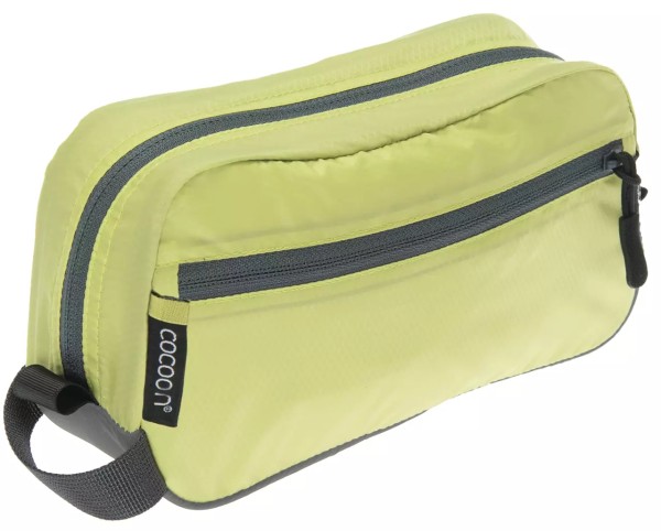 On-The-Go Toiletry Kit Light